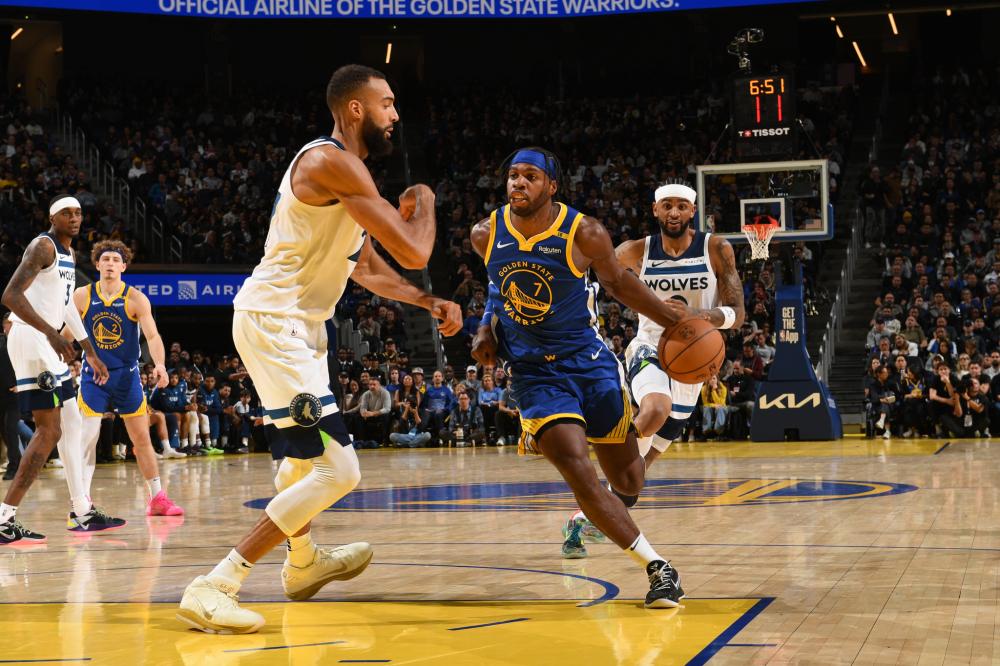 名中卫之间 名中卫之间