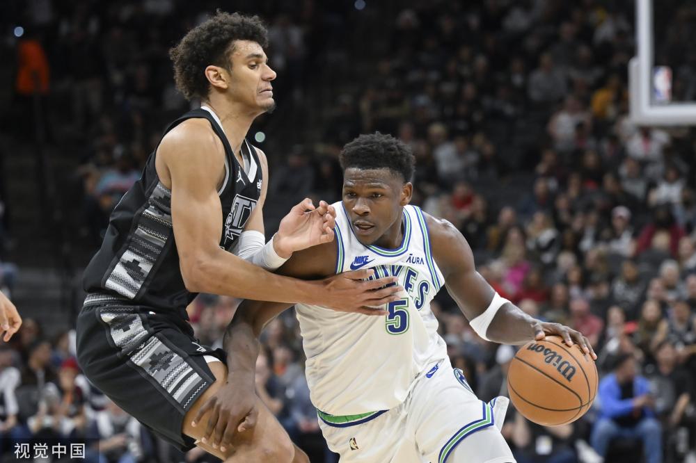 距离球场极 距离球场极