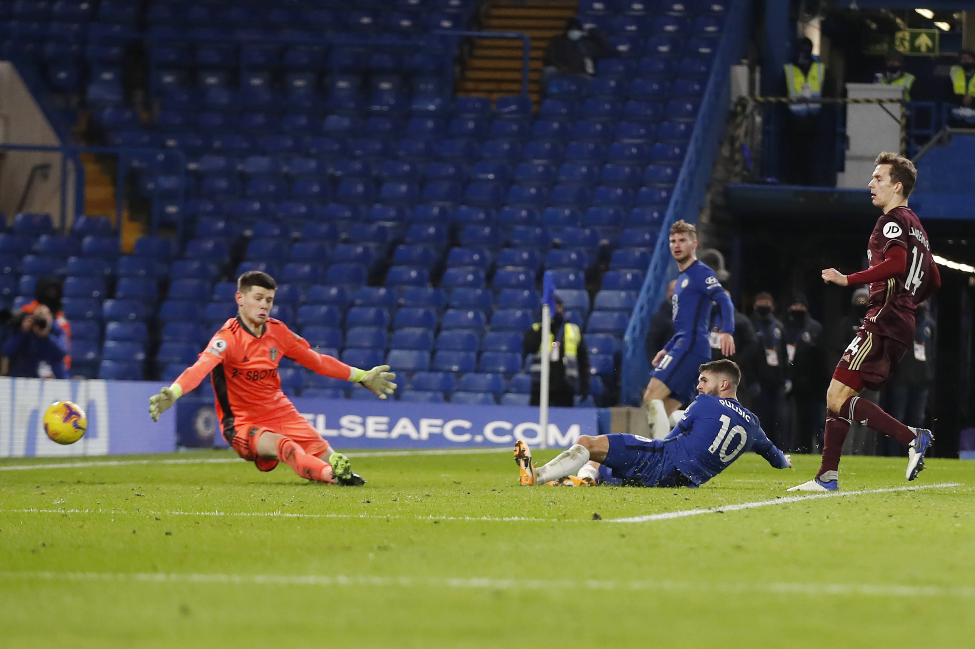 19球3助攻！拉卡泽特以自由身加盟沙特联赛俱乐部尼奥姆 合约至2027年